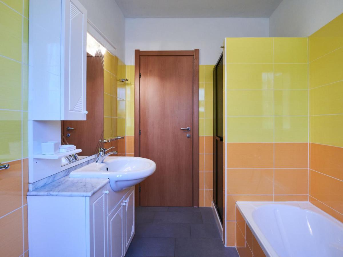 Apartment Aurora - Dma330 By Interhome Vercana エクステリア 写真